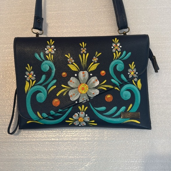 Fina Catrina Hand painted leather purse. - Picture 2 of 11
